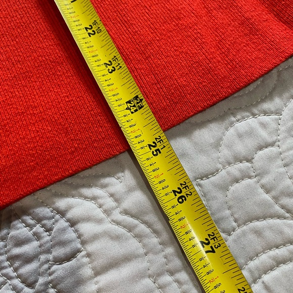 Du Jour sz L Bold Red Sweater Top, Ruffle Sleeve, Feminine b2-24 - Picture 7 of 9